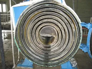 Struvite formation heat exchanger